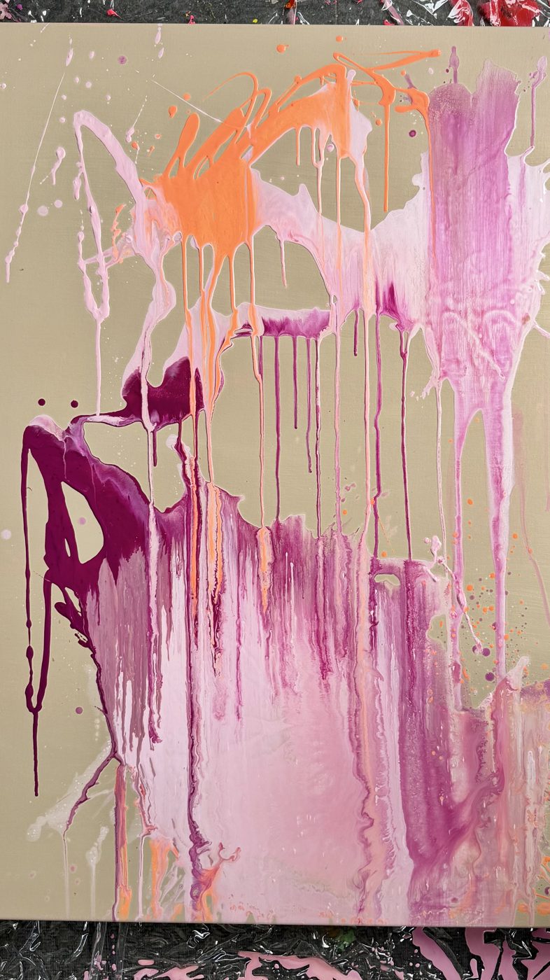 Die vorbereitete Leinwand in Rosa, Magenta und Orange